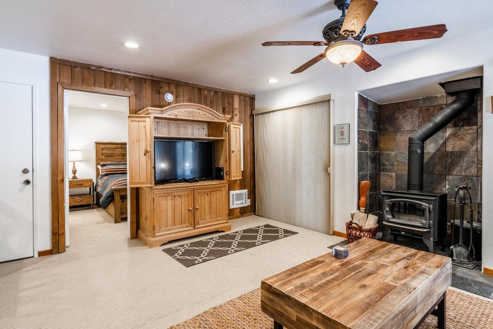 Hidden Valley Village #103 Nicely Updated 1 Bedroom 1 Bathroom Condo Short 10 Min Walk From Village Mammoth Lakes Habitación foto